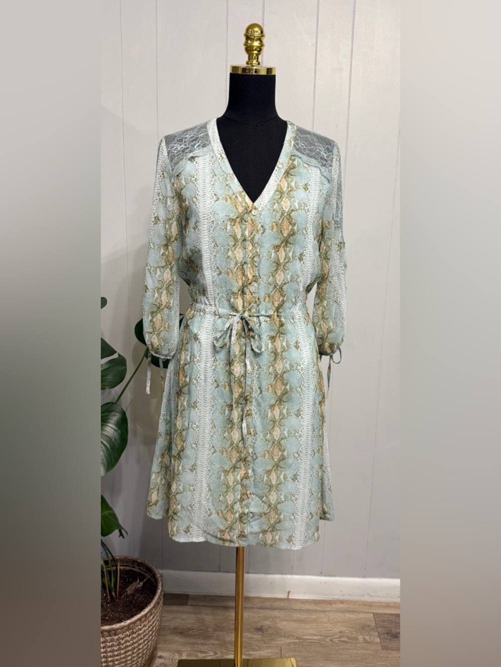 #13)  NWT ESQUALO Mint & Beige Snake-Print Tie-Waist Dress